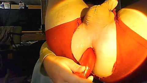 Gaping ass of a sweet brunette gets licked and cums three times